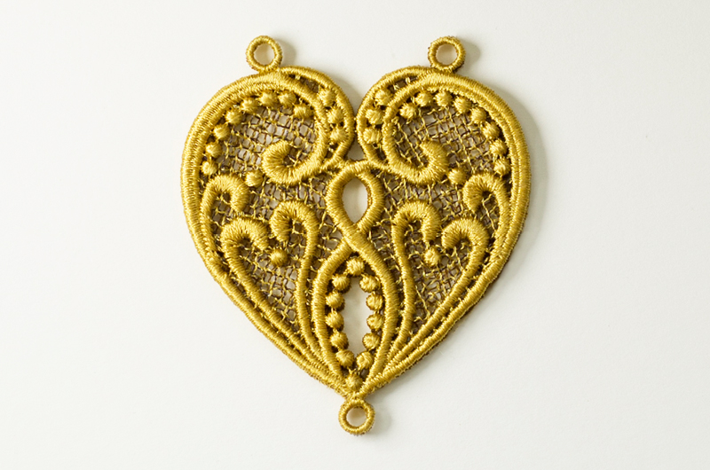 FSL Dramatic Heart free embroidery design
