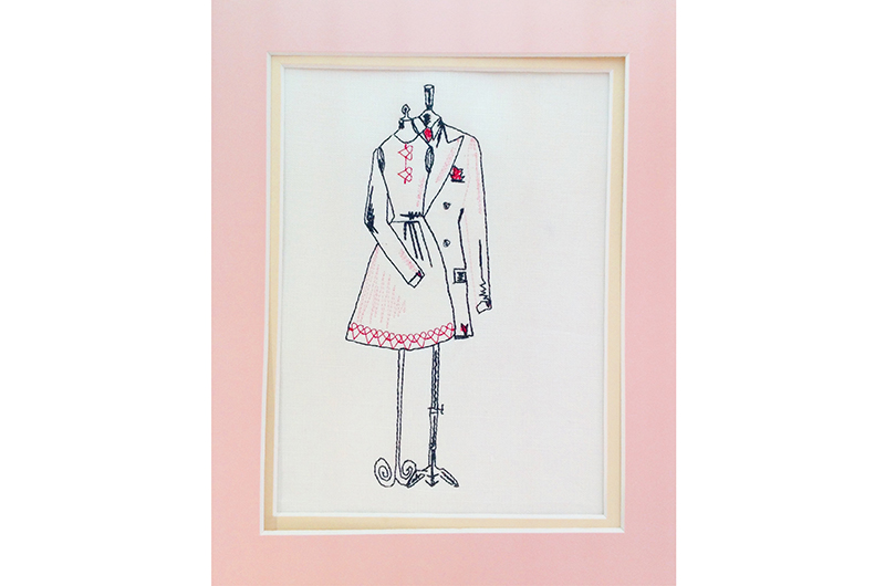 Mannequin Love free embroidery design