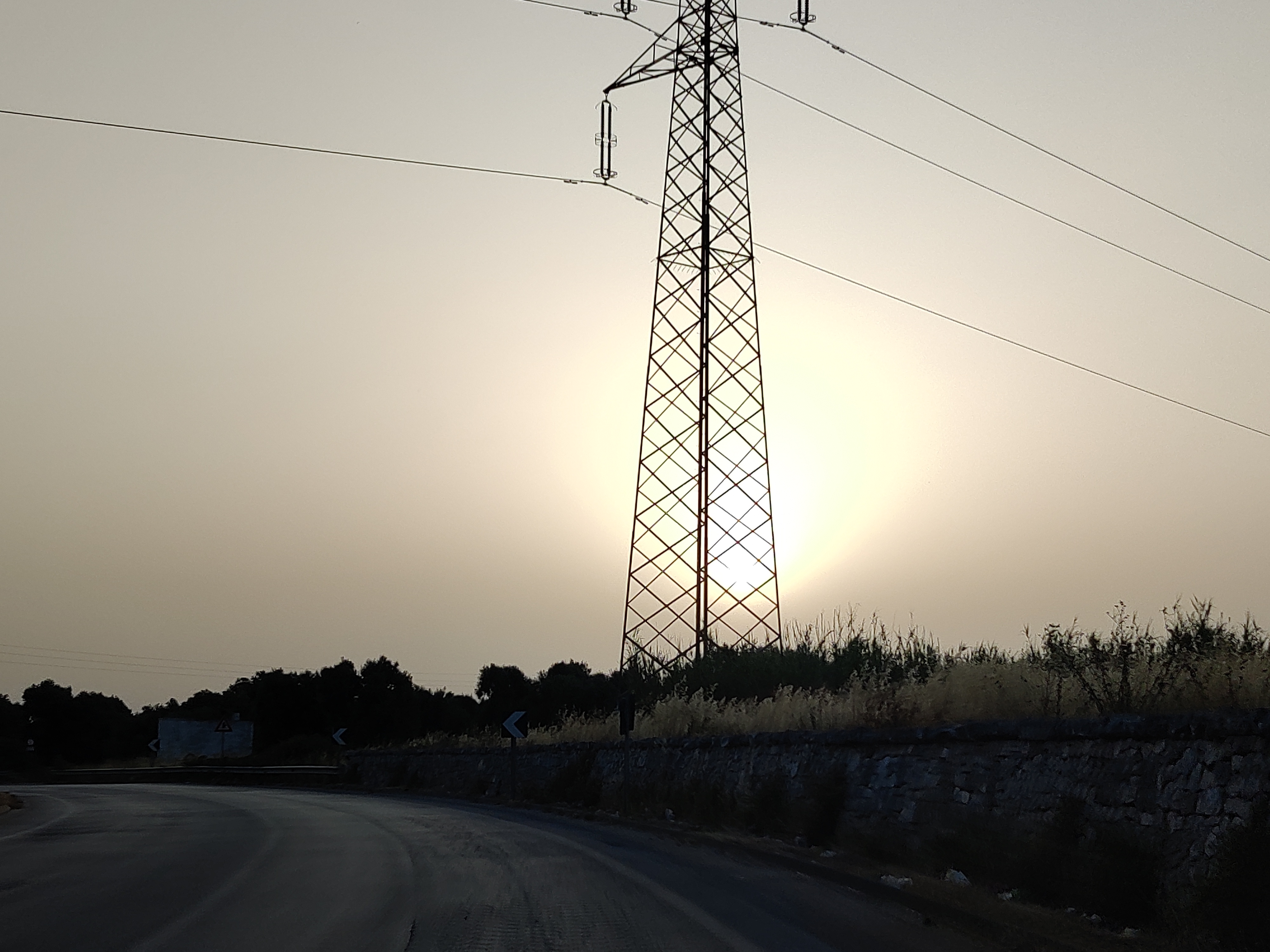 IMG_20210630_055123_pylon_sunrise.jpg