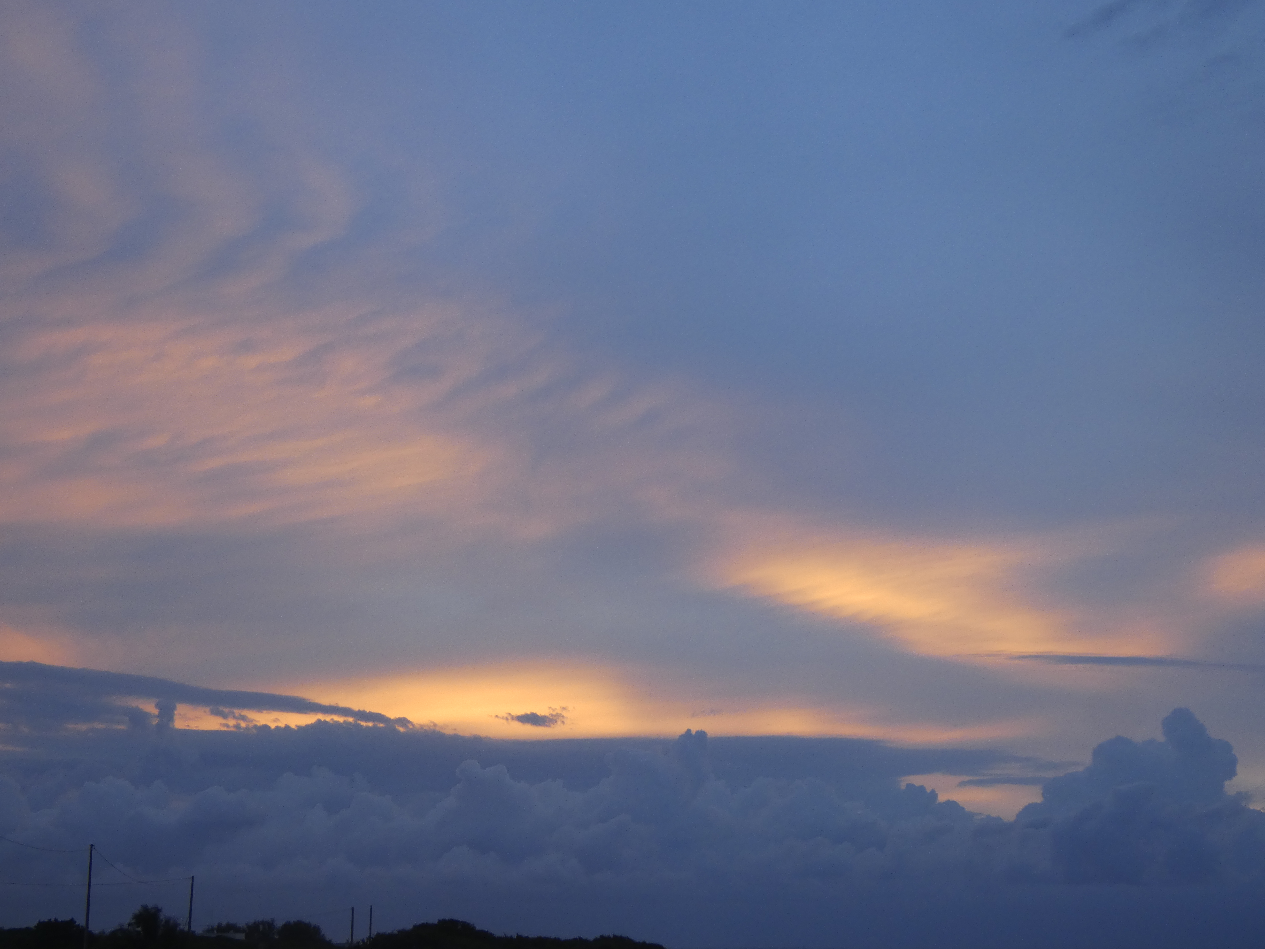 _1200683_sunrise_clouds_2.JPG