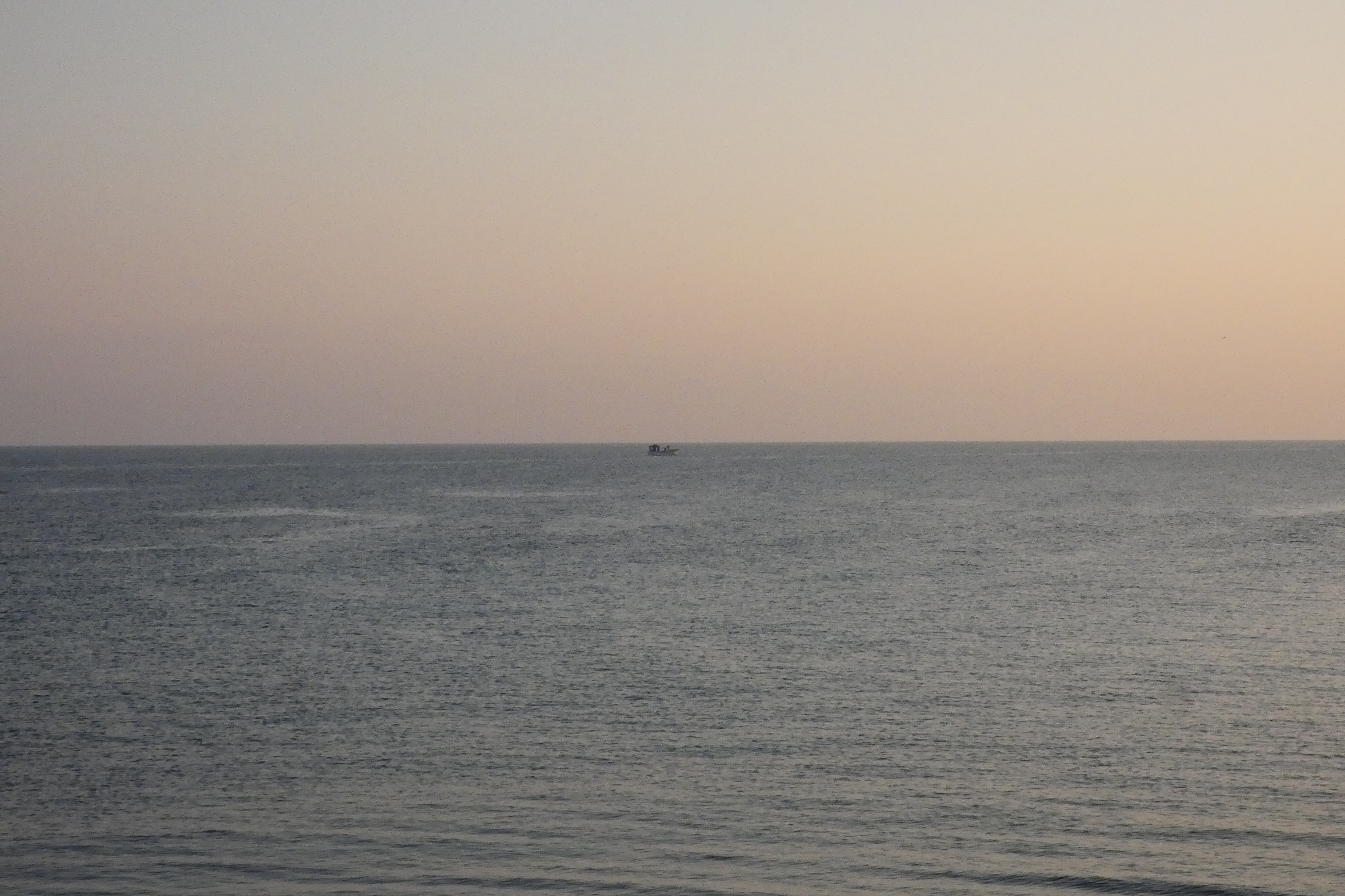 _1210452_distant_boat.JPG
