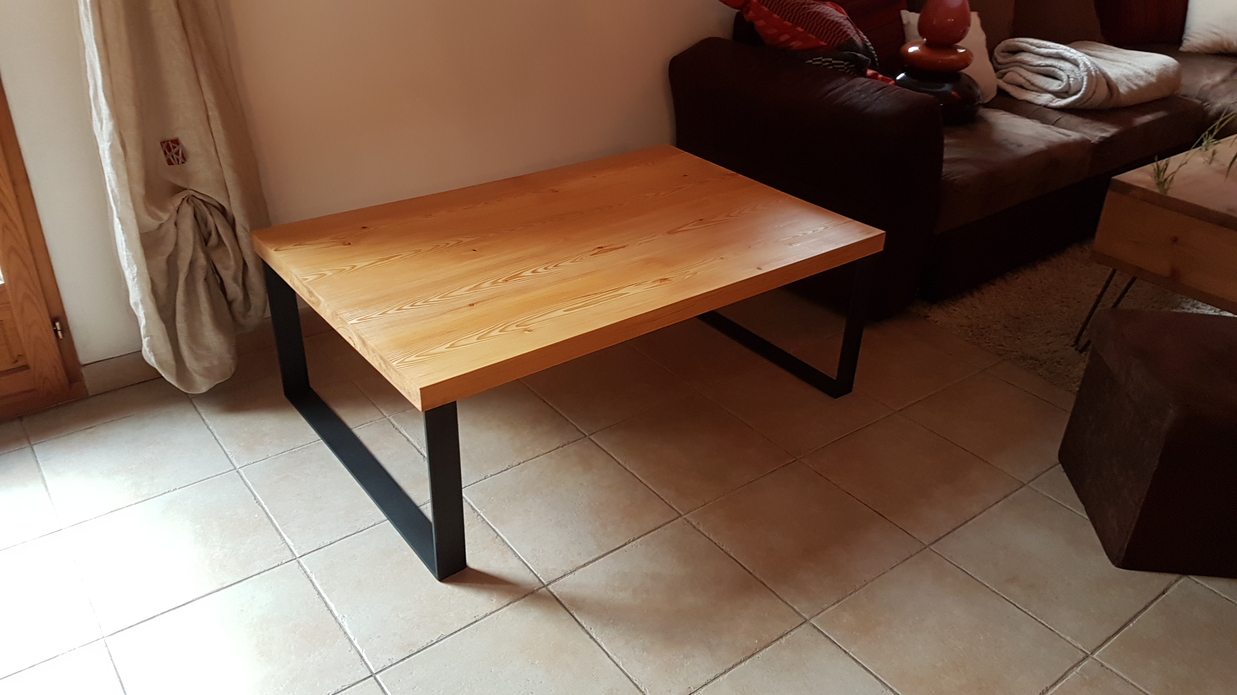 Table basse en bois massif sur mesure