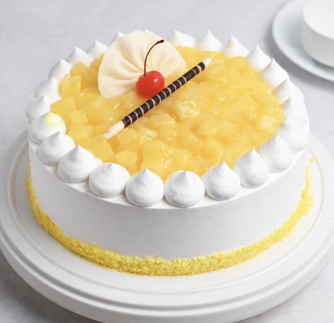 Fresh Pineapple Pastry
