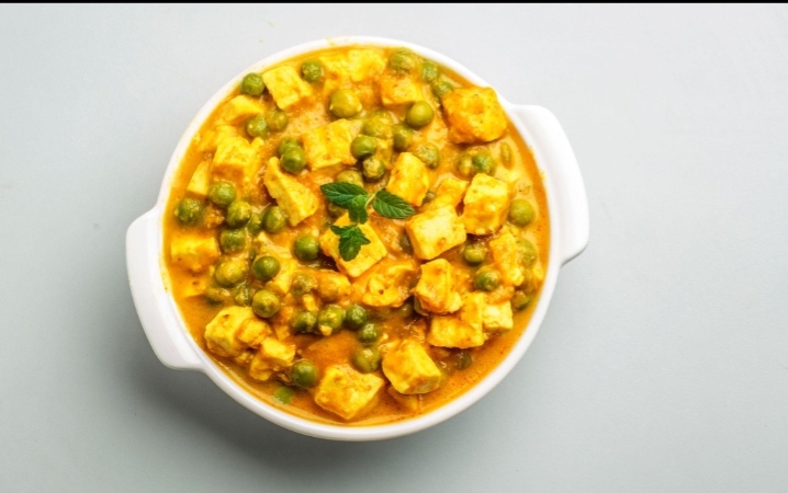 Matar Paneer