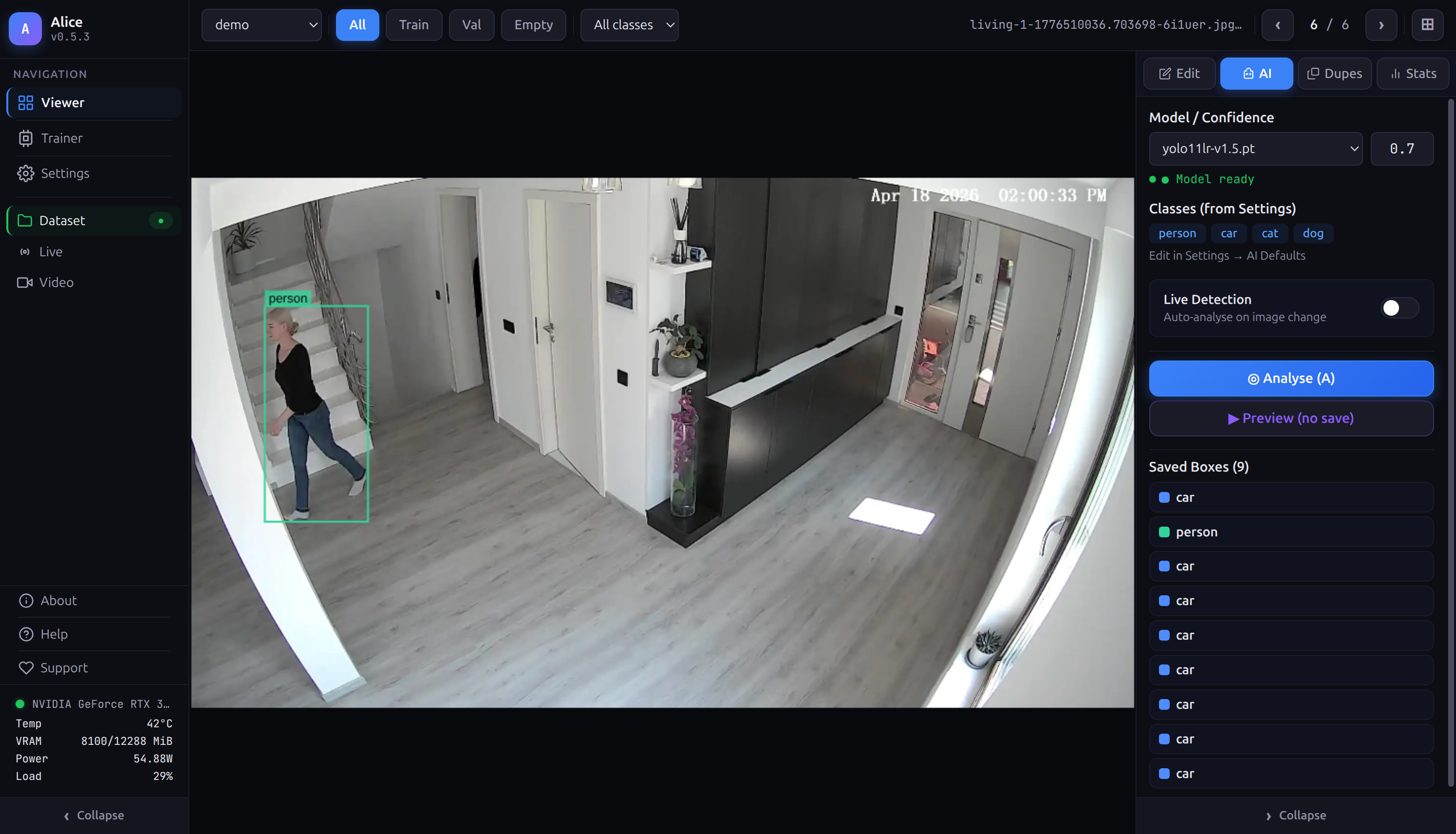 Viewer — AI Detection