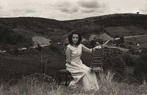 Boris Kossoy, Portrait na Montanha, Serra Negra - SP, 1971, da série viagem pelo fantástico. Fonte: https://boriskossoy.com.br/