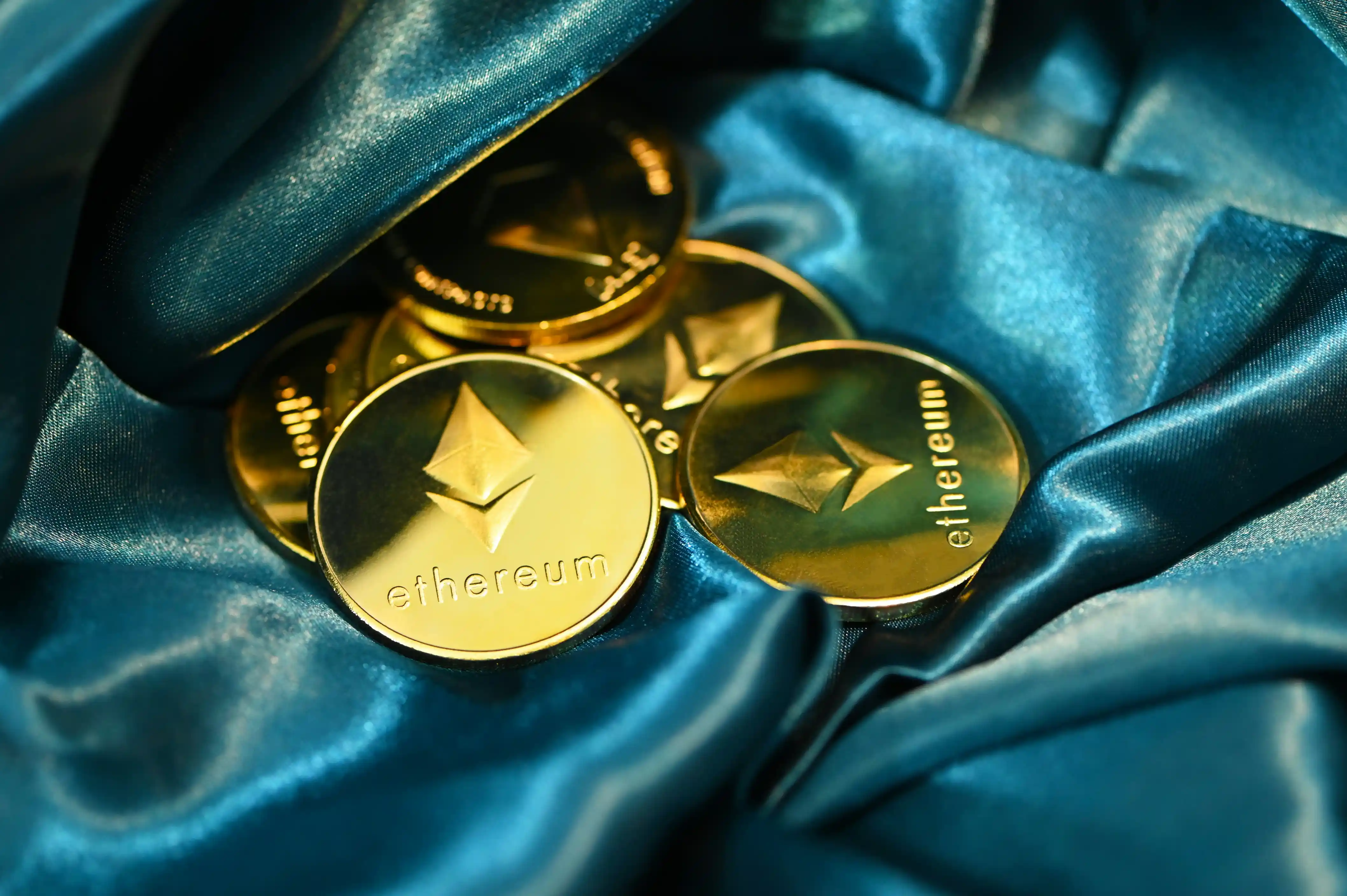 dYdX Chain 2026: Decentralized Derivatives Trading