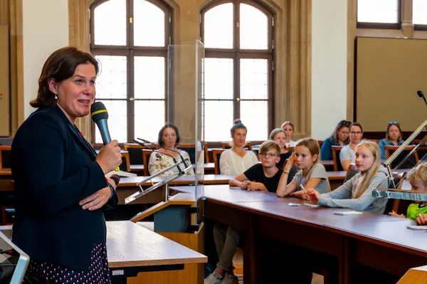 Bürgermeisterin Verena Dietl (SPD) im Großen Ratssaal des Münchner Rathauses
