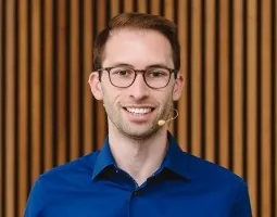 Pascal Cyhlar, Porträt
