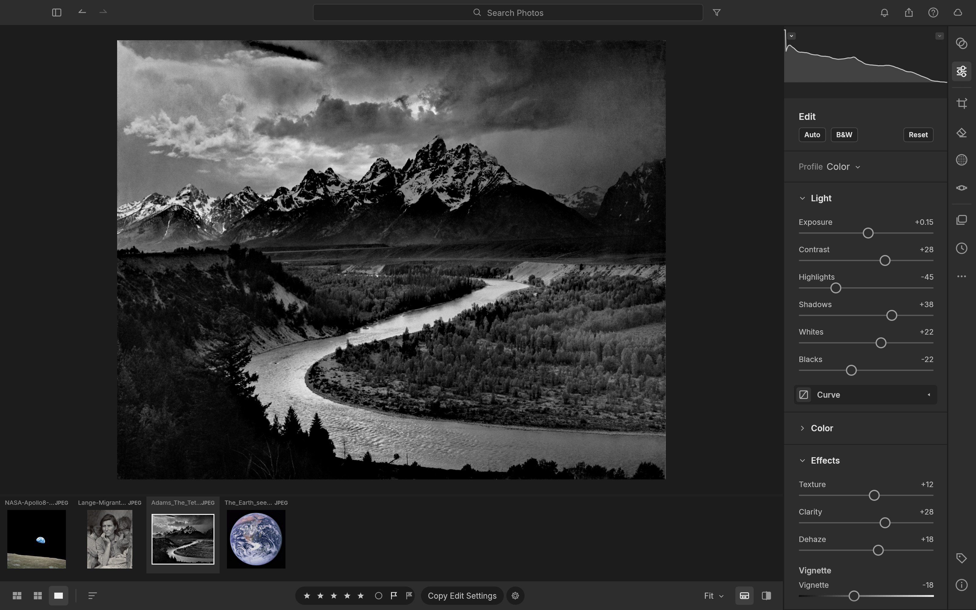 LightCraft 官方編輯介面，以 Ansel Adams 山景作品展示明暗與效果調整面板