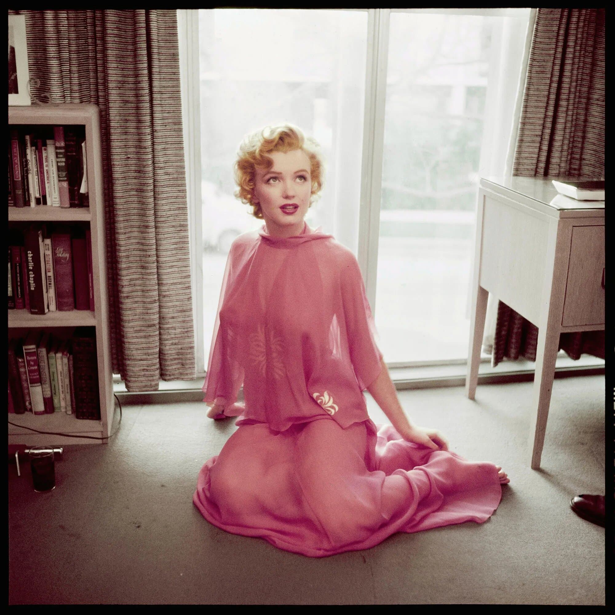 Marilyn Monroe, Sitting on the Floor by Milton H. Greene (1953)