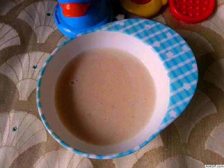 शिशुओं के लिए नाशपाती, जई और इलायची दलिया पकाने की विधि