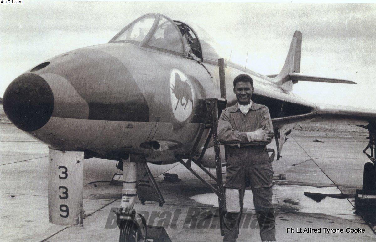 1. Alfred Cooke vs Sabre No 4 — the Tail Chase