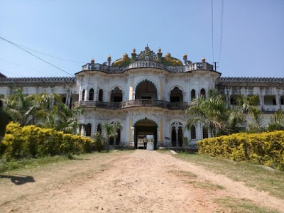 4. किंग्स पैलेस (राजा मैदान)