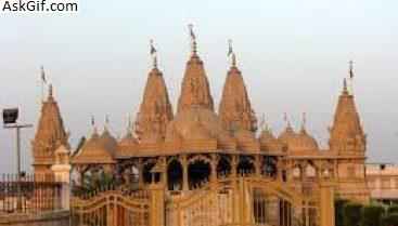 2. स्वामीनारायण मंदिर