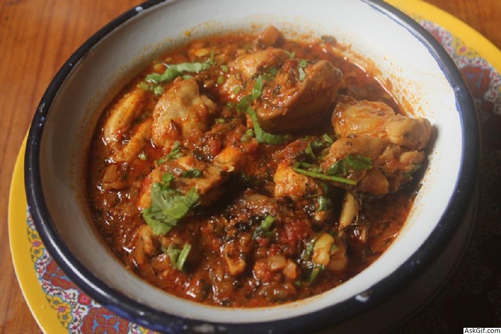 टेस्टी मेथी (मेथी की पत्तियां) चिकन रेसिपी