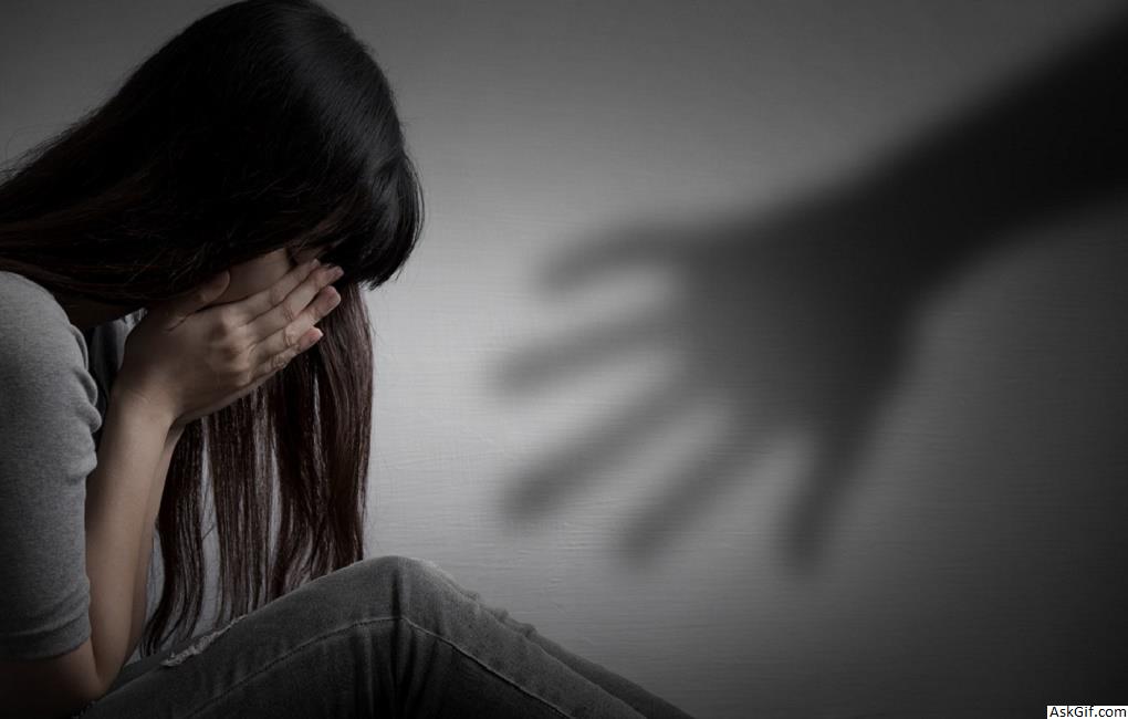 सुप्रीम कोर्ट का कहना है कि लड़कियों की 'सेक्‍स लाइफ' रेप केस में जमानत का कारण नहीं है।