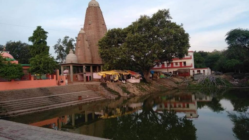 1. वान देवी मंदिर कोहिनाउर मौ