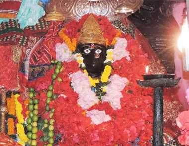 3. आराध्य माँ दंतेष्वरी - बडे़डोंगर