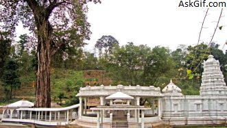 1. डंगोरिया बाबा मंदिर