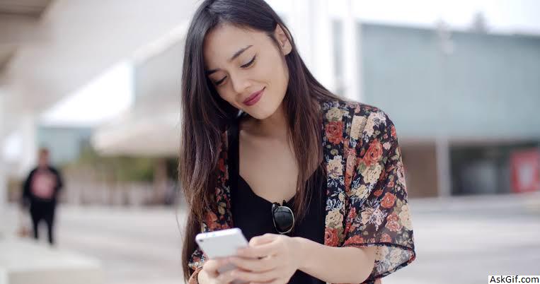 3. वे आपके लिए लंबे संदेश और ध्वनि संदेश छोड़ते हैं।