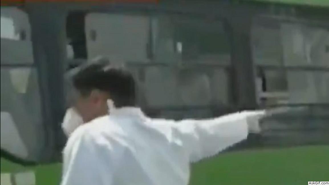 जानबूझ कर इधर-उधर थूक रहे तबलीग़ी जमात के लोग, डॉक्टर भी परेशान: निजामुद्दीन से जाँच के लिए ले जाया गया