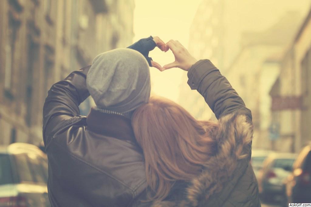 2. खुशी मुझे उठाओ