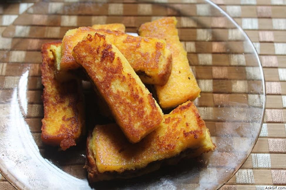 एगलेस नुटेला, फ्रेंच टोस्ट स्टिक्स रेसिपी (एग ऑप्शन भी शामिल है)