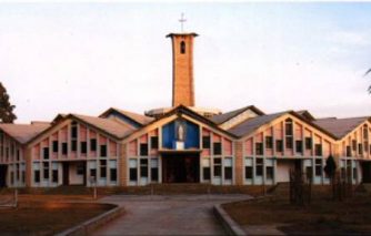 5. कैथेड्रल (महागिरजा घर) कुनकुरी