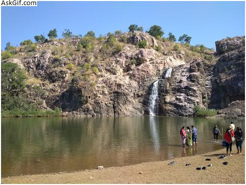 4. खारा रिजर्व फॉरेस्ट