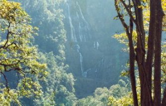 7. दानपुरी झरना