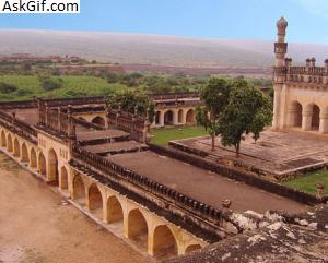 2. गंडिकोटा का किला