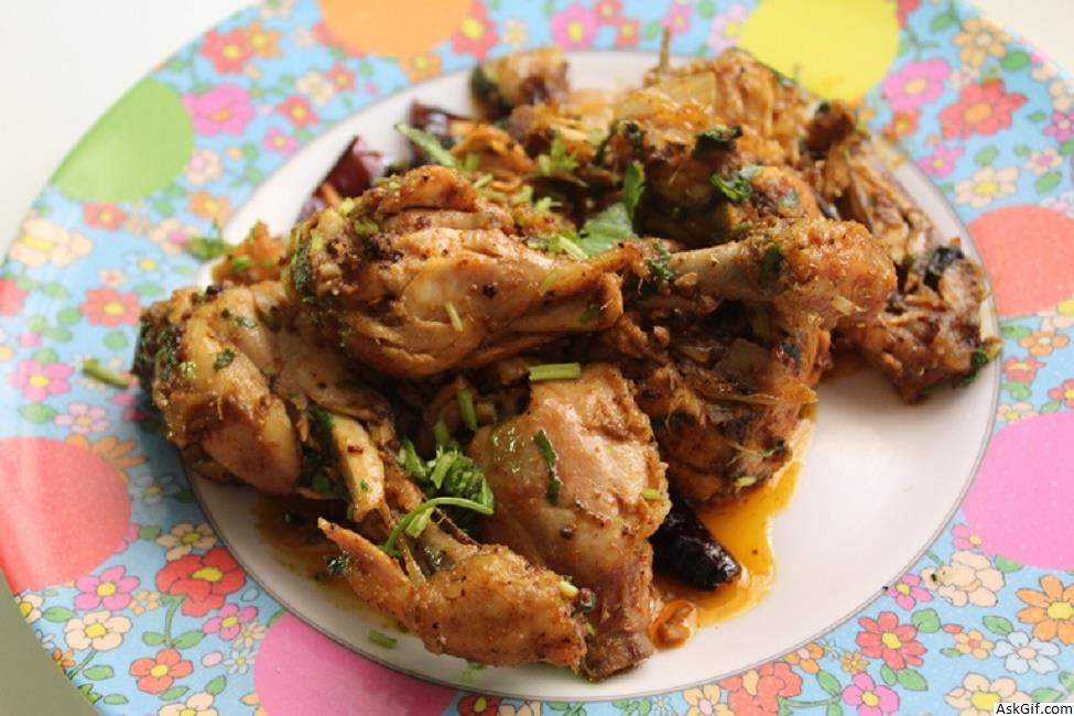 स्वादिष्ट चिकन उप्पू कारी ( दोझू उप्पूकारी ) रेसिपी