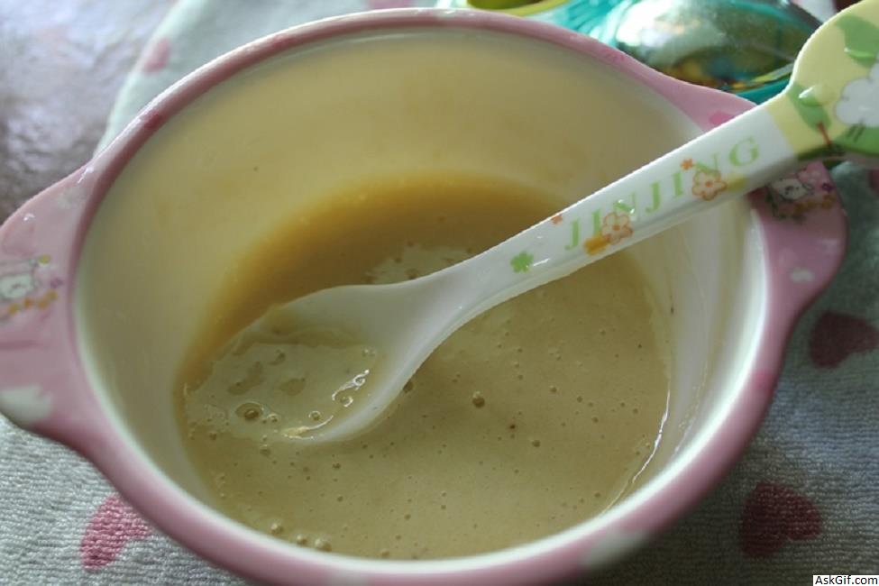 बच्चों के लिए केला (मसला हुआ) प्यूरी रेसिपी