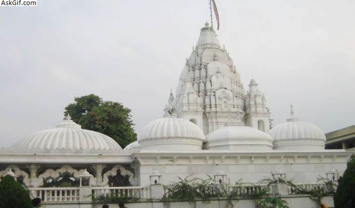 1. जैन मंदिर लछुवर