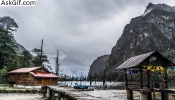 1. सांगस्टार त्सो (माधुरी लेक)