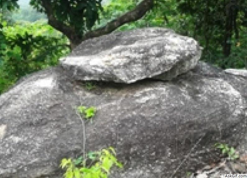 5. दुग्दुगी स्टोन