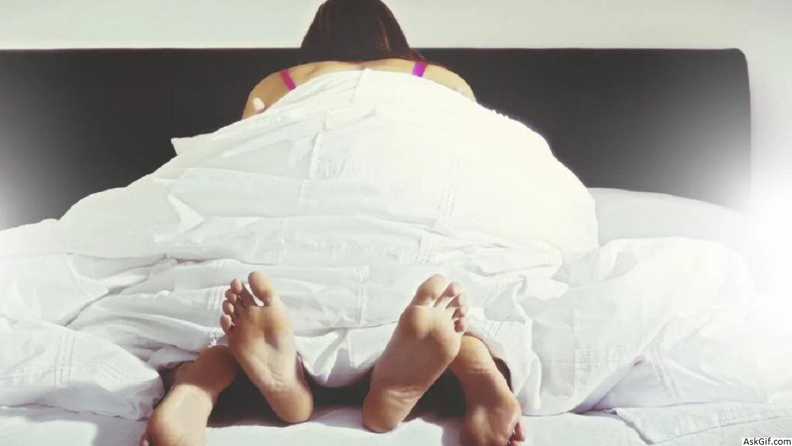 एक जल्दी के लिए मुश्किल सेक्स पोजीशन मदद करने के लिए आप हाथ में सबसे कम समय बनाते हैं