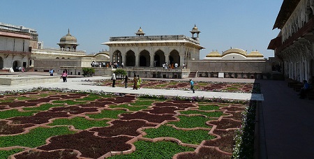 8. एंजुरी बैग