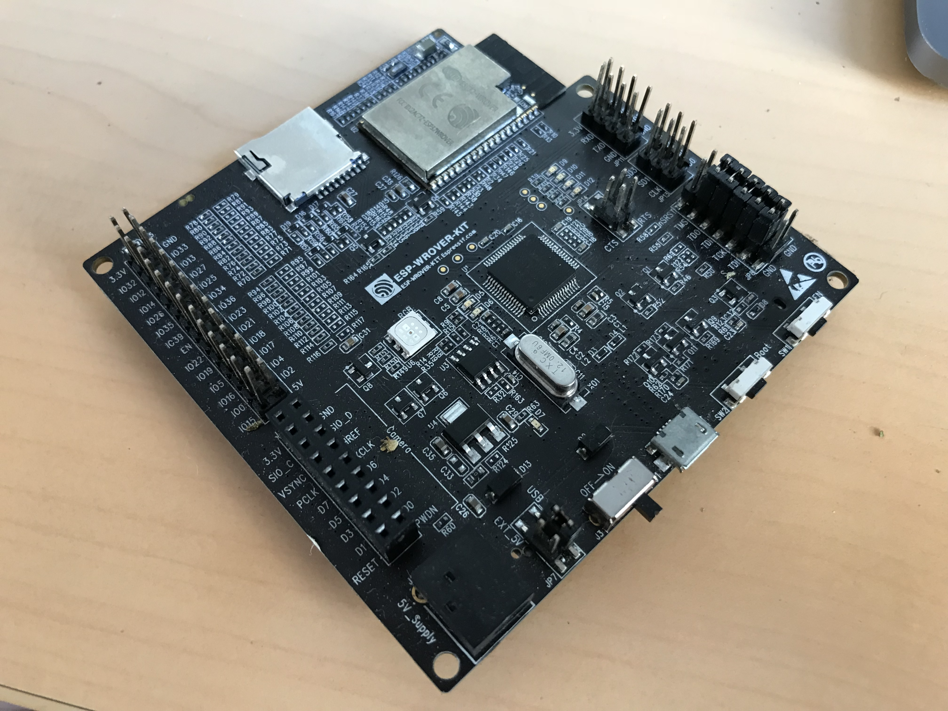 ESP32 WROVER KIT