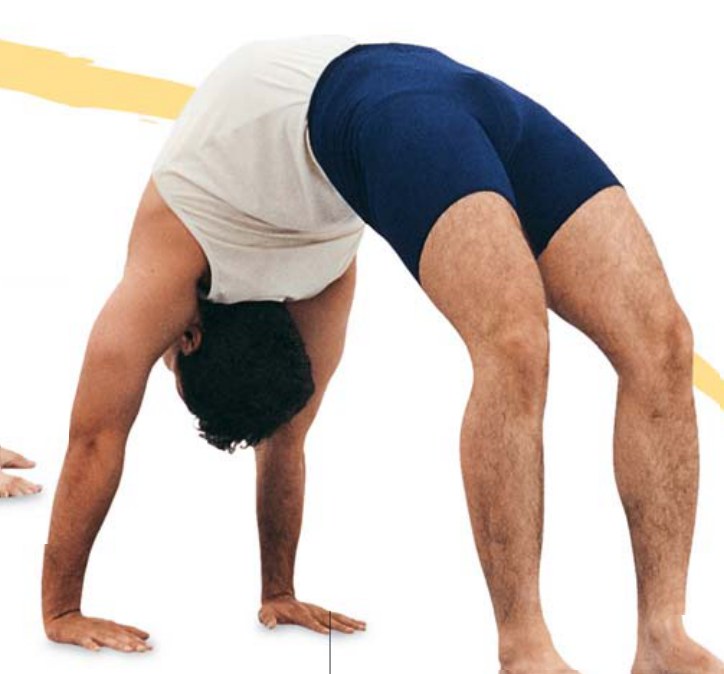 Savasana — giữ mặt sau cổ trên sàn