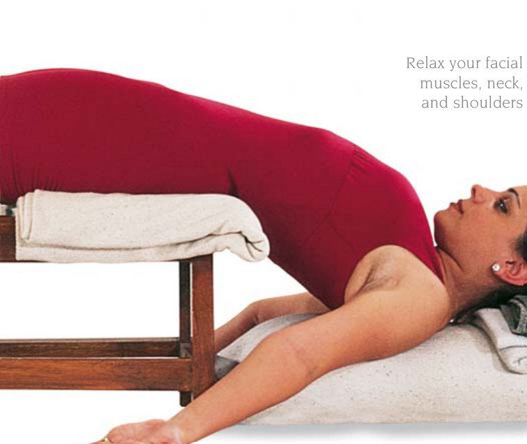 Setubandha Sarvangasana — tư thế cây cầu 3
