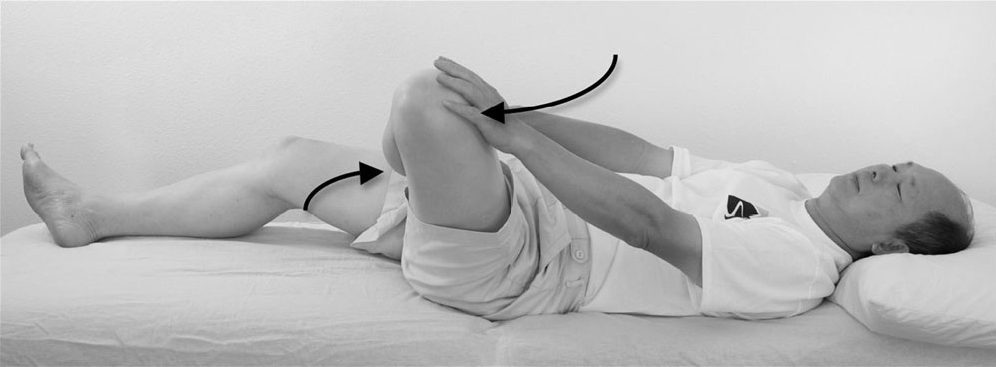 Bài 16 — Kéo cổ chân và ép đầu gối