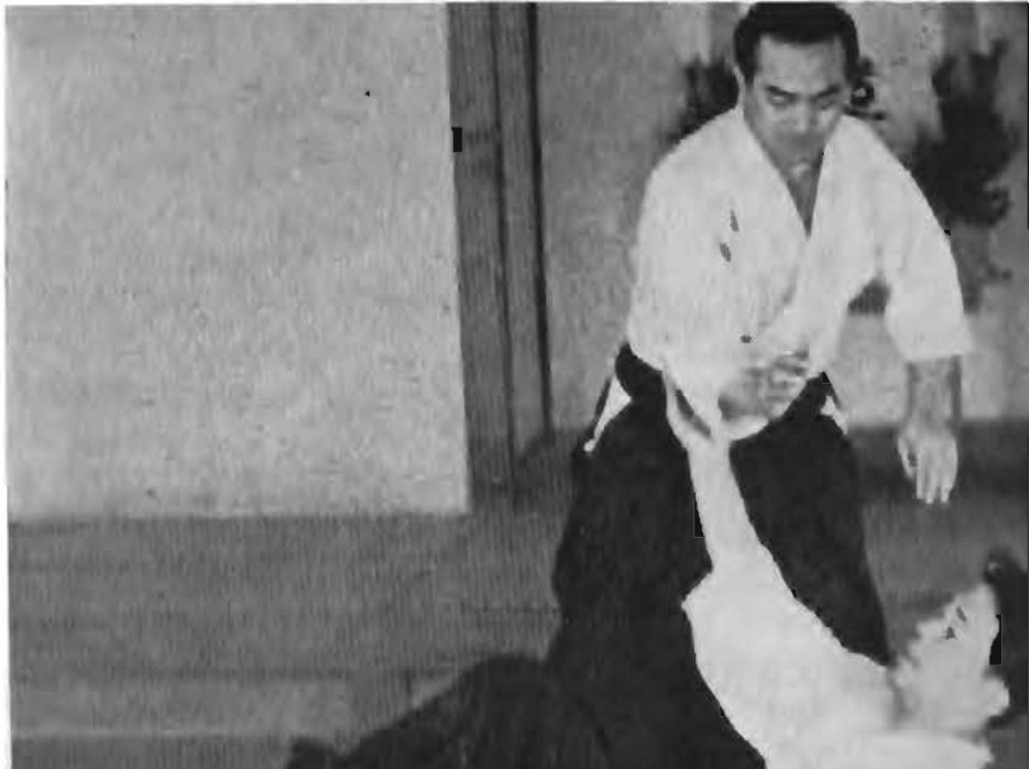 KATATE-TORI KOTE-GAESHI