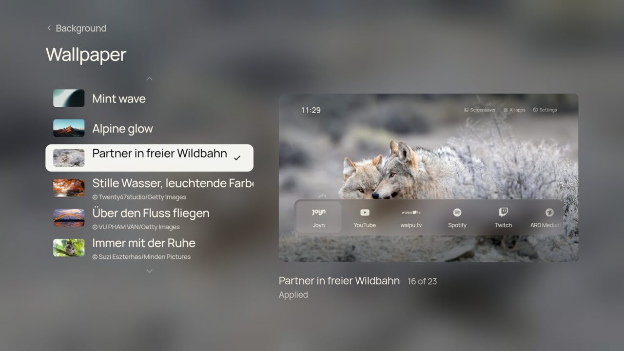 Wallpaper gallery with online photos and credits