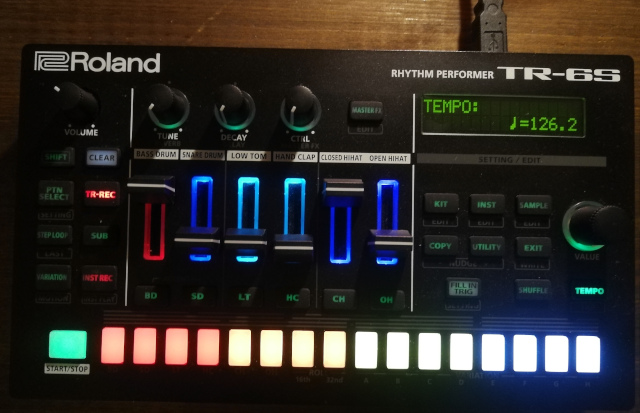 Roland TR-6s