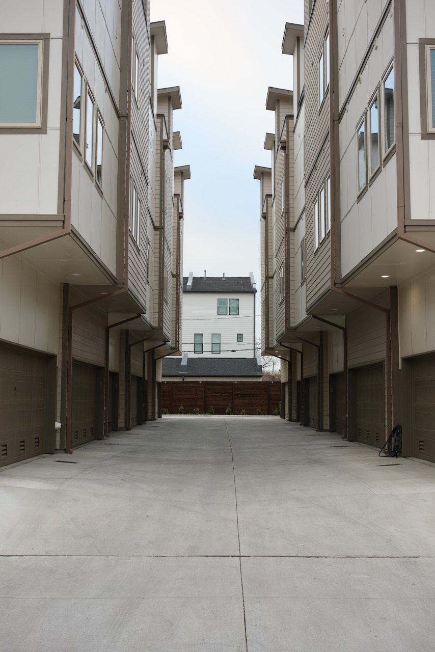 An alleyway between two new builds