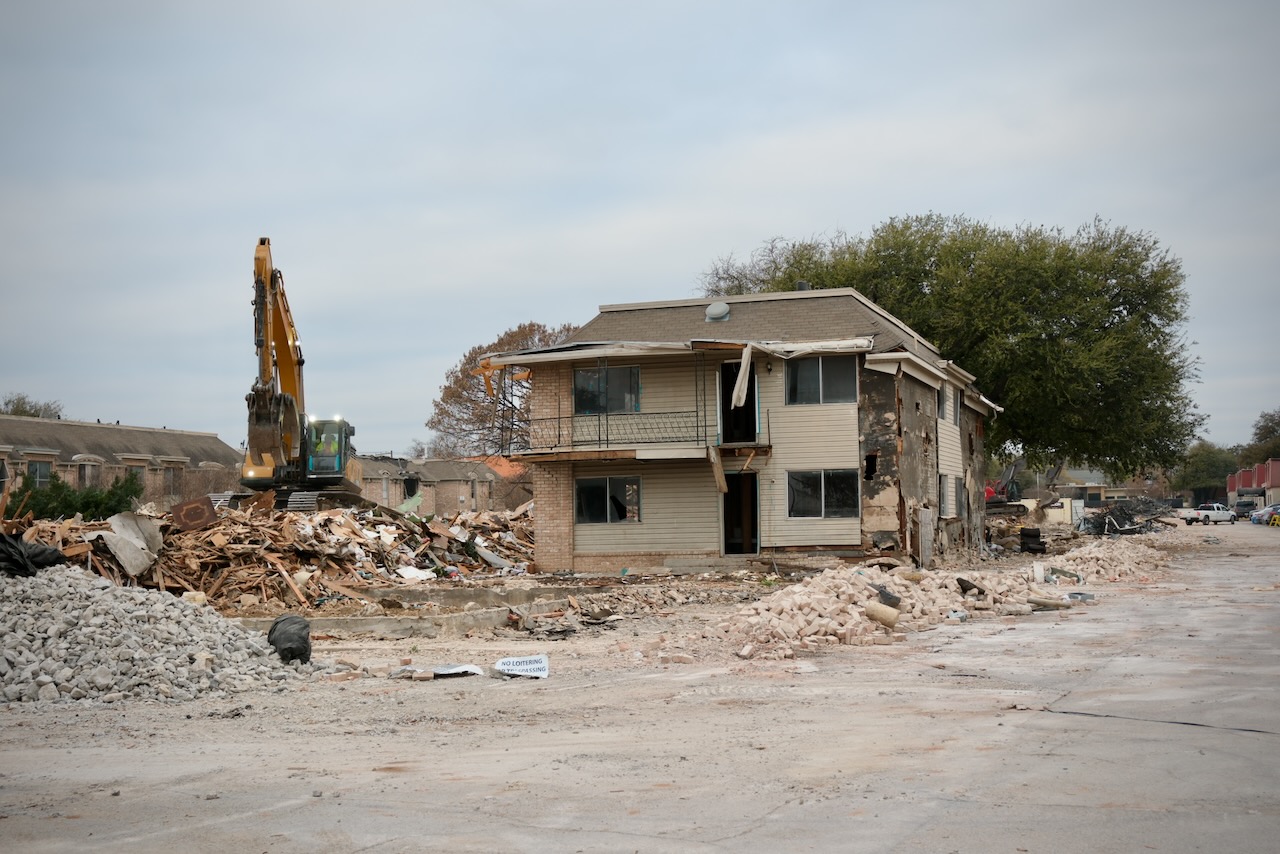 Devouring and destruction of a complex in action