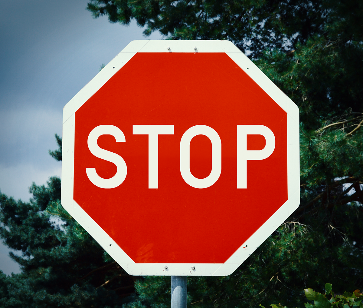 Example of STOP Sign with standard spacing