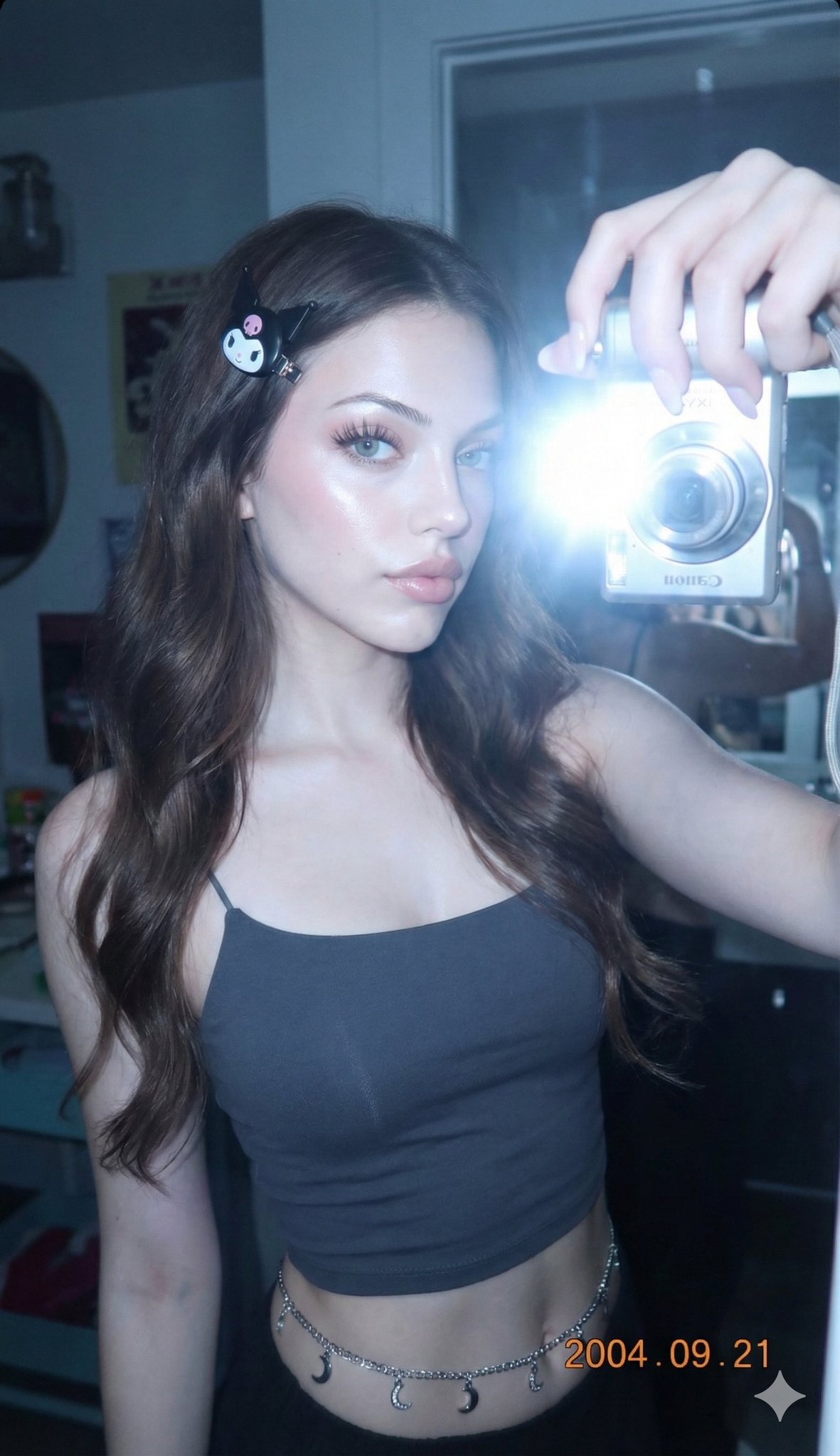 Capture Authentic Y2K Selfies